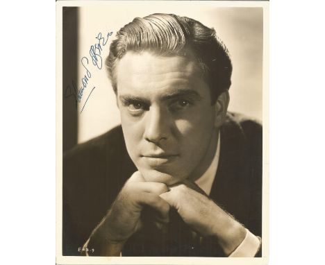 Edmund O'Brien signed 10x8 vintage photo. (September 10, 1915 - May 9, 1985) was an American actor. In a career spanning near