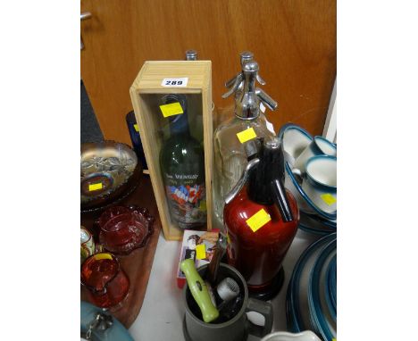 Parcel of drink related items including vintage soda siphons, boxed anniversary wine bottle etc
