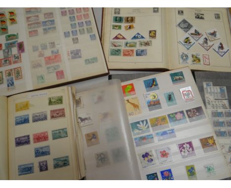 A parcel of five vintage stamp album containing mainly Eastern European, American &amp; Commonwealth stamps etc
