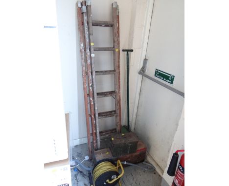 A vintage wooden extending three-section ladder, vintage tools, electric extension cable etc E/T