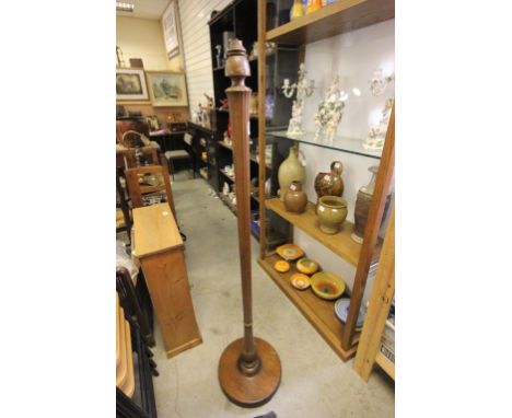 Standard Lamp Base with Reeded Stem