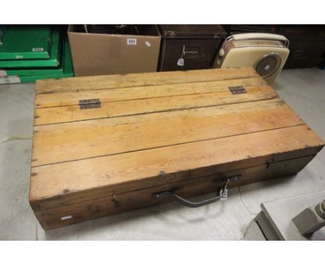 Pine Tool Box with Drawers in interior