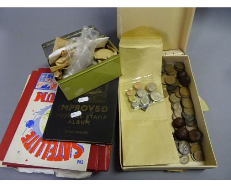 Mixed lot of vintage coins and several stamp albums