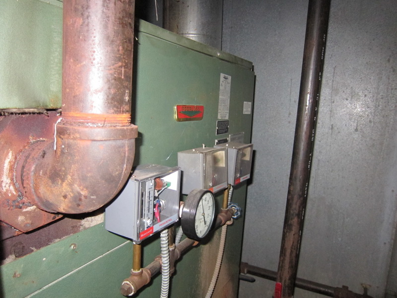 Peerless boiler, model 211A05W/SI, s/n 211A 103991294, 672,000 BTU