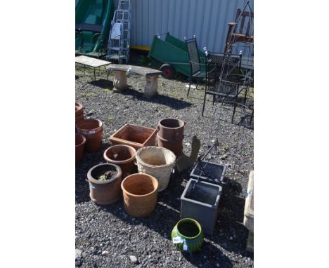 A COLLECTION OF VARIOUS PLANT POTS to include a treacle glazed plant pot, a square terracotta plant pot, etc together with pl