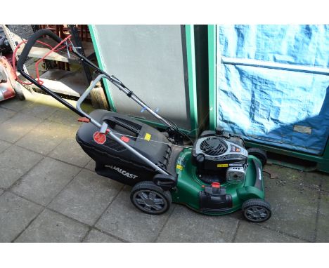 A QUALCAST XSZ46E-SD SELF PROPELLED PETROL LAWNMOWER with 140cc engine, grass box, loose parts and instruction manual (tested