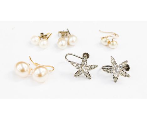Pearl and gold earrings, various sets 