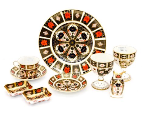 Royal Crown Derby Imari 1128 large plate, a pair of pin trays, a tea cup, two saucers, a salt pot and two goblets (2451) 