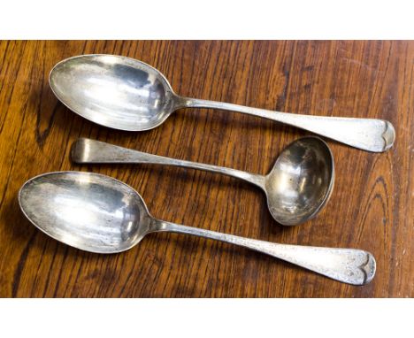 A pair of silver table spoons by John Round, Sheffield 1895, approx 154 grams Old English pattern and a George IV silver sauc