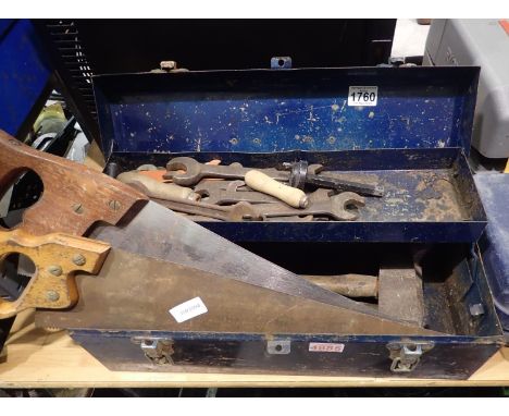 Cantilever toolbox of mixed tools and handsaws. Not available for in-house P&amp;P, contact Paul O'Hea at Mailboxes on 01925 