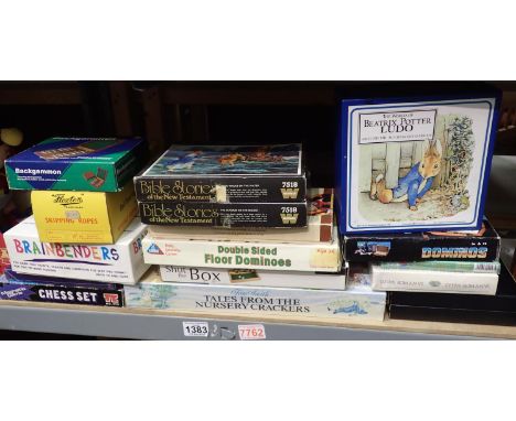 Mixed childrens games vintage and modern. Not available for in-house P&amp;P, contact Paul O'Hea at Mailboxes on 01925 659133