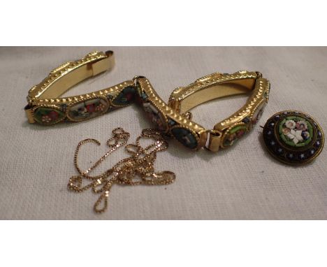 Fine broken 9ct gold chain, Millefiori bracelet and brooch. P&amp;P Group 1 (£14+VAT for the first lot and £1+VAT for subsequ