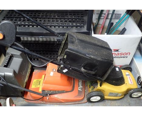 Hovermac HV3000 lawn mower. Not available for in-house P&amp;P, contact Paul O'Hea at Mailboxes on 01925 659133 All electrica