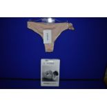*Hanro - Switzerland Finest Mercerized Pima Cotton Style 071322 - Skin Thong Size: S/UK 14 RRP £17.