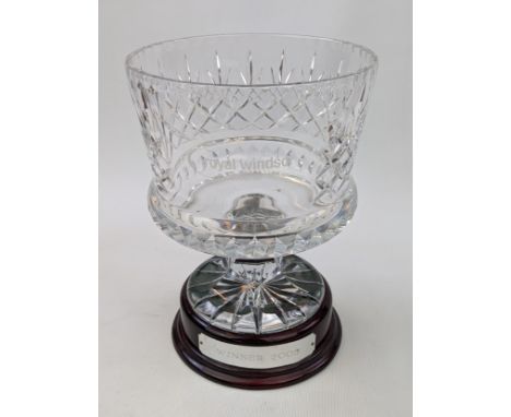 Large Cut Glass Cystal Windsor horse Race Trophy Winner 2005 on plinth .26.5cm in Height 