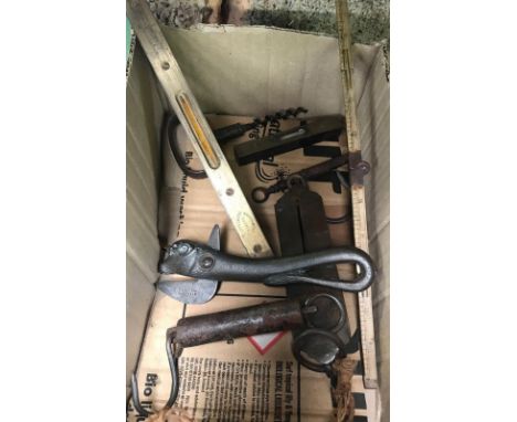 SMALL CARTON OF METALWARE INCL; BULL, CAN OPENER, SPIRIT LEVELS, WEIGH SCALES &amp; CORK SCREWS