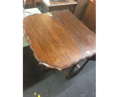 OAK  GATE LEG TABLE WITH PIE CRUST EDGE, BARLEY TWIST