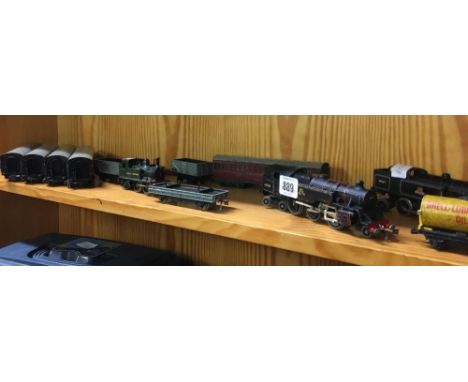 SHELF WITH MISC OO GAUGE ENGINES &amp; ROLLING STOCK A/F