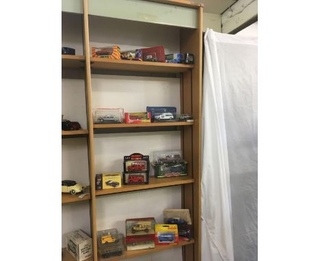 4 SHELVES OF MODEL TOYS INCL; CLASSIC SPORTS CARS, BURAGO, SOLIDO, CORGI & OTHERS