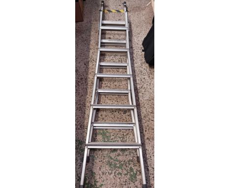 BLACK &amp; DECKER 3 IN 1 LADDER