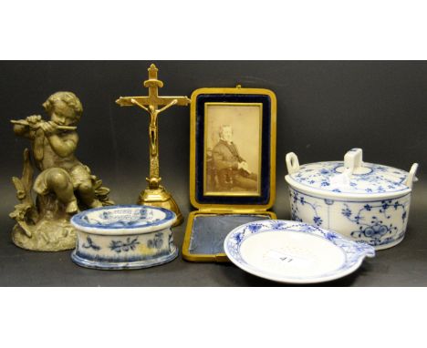 A 19th century German butter dish, decorated in the manner of Meissen with stylised flowers and foliage, marked  W x R;   a C