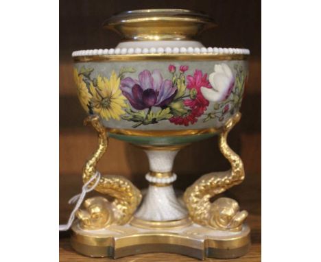 FLIGHT BARR & BARR (1813-1840) A WORCESTER PORCELAIN NEO ROCOCO VASE, the bowl with beaded rim and hand painted floral decora