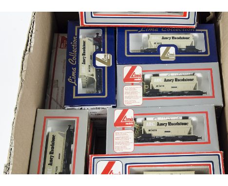 Lima OO Gauge Amey Roadstone hopper wagons: an impressive rake of 21 Stone Hopper wagons, in original boxes, all VG-E, boxes 