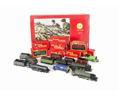 Tri-ang 00 Gauge Train Set Locomotives Tenders and Spares: R3B comprising BR green Princess, two coaches, Series 3 Track and 