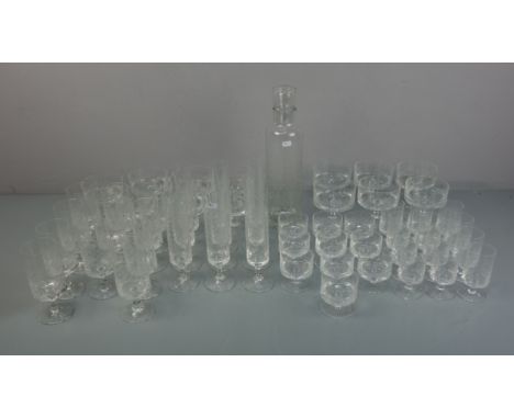 GLASSERIE "ROMANZE" - ROSENTHAL - 56 Teile, 2. H. 20. JH., Glas. Unter dem Stand unterschiedlich gemarkt: "Rosenthal / Studio