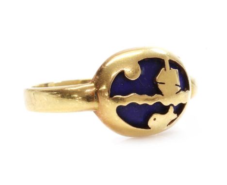 A gold lapis lazuli ring, attributed to Clare Murray,with a cabochon lapis lazuli cage set to a pierced gold collet. With a b