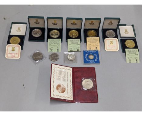 Mixed coins - a mixed group to include seven boxed A/F, Pobjoy Mint commemorative coins to include Tercentenary of Manx Coina