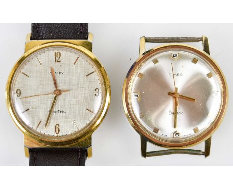 TIMEX; two electric wristwatches, presented in a single Timex box (3)