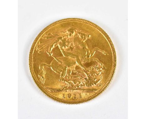 A George V full sovereign, 1911.Condition Report: Light wear but good condition.