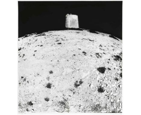 Häusser, Robert. Alpha 001/ Omega 999. 2 Original-Photographien. Silbergelatine auf Barytpapier. Je signiert, datiert und bet