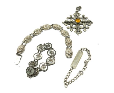 Vintage silver jewellery inc chinese bracelet israel 900 silver cross etc weight 85g 