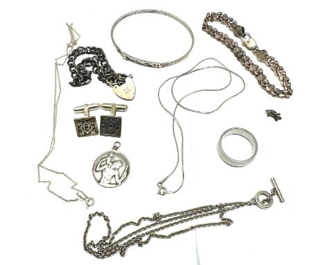 selection of vintage silver jewellery inc bracelet cufflinks necklace chains etc weight 61g the ring white metal 
