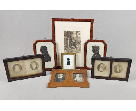 Posten Bilderrahmen dabei 2 Biedermeier sowie beschnitzte Jugendstil Ausführung, verschiedene Formate von ca. 8,5 x 11 bis 23