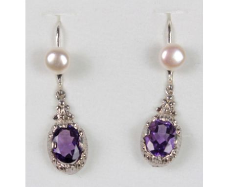 Art Deko Amethyst Ohringe Silber 925, ca. 2,9 Gramm, Klapp-Ohrbügel mit echten, weißen Zuchtperlen in feinem Lüster besetzt, 