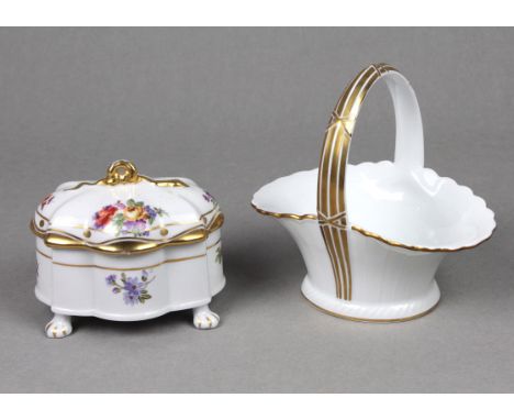 Rosenthal Henkelkorb u.a. Porzellan mit unterglasurgrüner Manufakturmarke Rosenthal Bavaria 1932, Prägemarke *L278* sowie Pin
