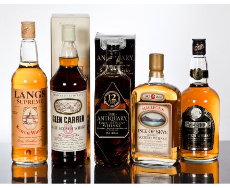 GLEN CARREN 8 YEAR OLD
Pure Highland Malt Scotch Whisky by Hall & Bramley (Scotland) Ltd., Glasgow. 26 2/3 fl oz/75.7cl, 70° 