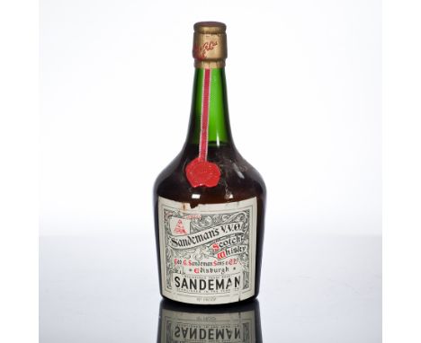 SANDEMAN'S V.V.O. SCOTCH WHISKY
'Geo. G. Sandeman Sons & Co Ltd, Edinburgh.' Full bottle size, no capacity stated, 70° Proof.