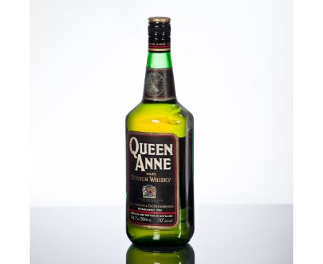 QUEEN ANNE 
Blended Scotch whisky by Hill Thomson & Co.Ltd, Edinburgh. 26 2/3 fl.ozs/75.7cl, 70°proof. CONDITION REPORT: Labe
