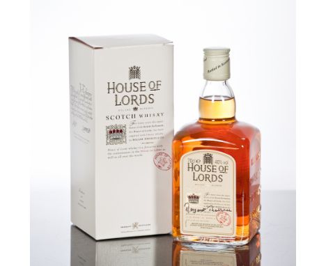 HOUSE OF LORD'S DE LUXE
Blended Scotch Whisky by William Whiteley, signed by former Prime Minister Margaret Thatcher. 70cl, 4