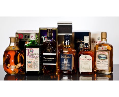 HOUSE OF LORDS DE LUXE
Blended Scotch Whisky by William Whitely. 70cl, 40% volume, in carton.
MACLEOD'S ISLE OF SKYE 8 YEAR O