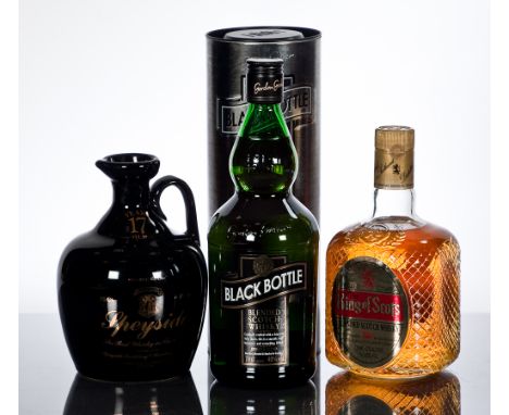 SPEYSIDE 17 YEAR OLD
Blended Scotch whisky in black ceramic flagon. 75cl, 43% volume.
BLACK BOTTLE 130TH ANNIVERSARY EDITION

