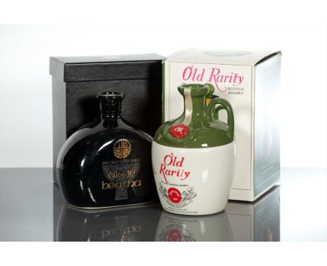 UISGE BEATHA 15 
Single Malt Scotch Whisky in ceramic crock, bottled for Helmround. Full bottle size, no capacity or strength