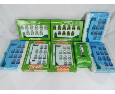 Subbuteo - Seven Subbuteo table football teams 63000 comprising Everton English Champions 1985 # 617, Leeds United # 374, Wes