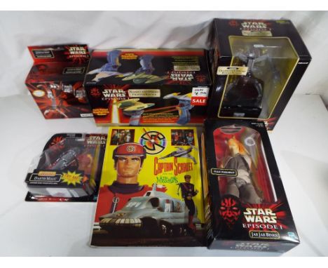 Star Wars - A Star Wars Episode I animated destroyer droid room alarm in original box, a Star Wars Episode I Naboo and Droid 