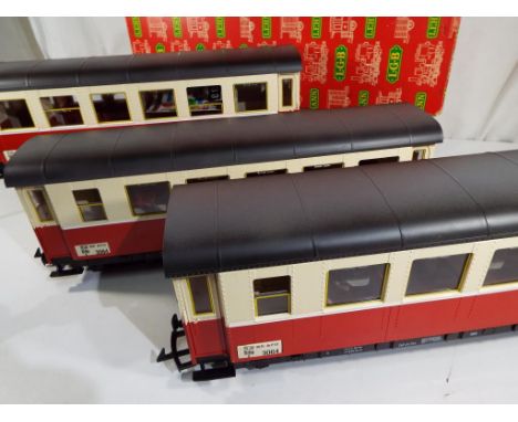 LGB (Lehmann Gross Bahn) - three G scale, gauge 1, passenger carriages # 3064, excellent+ in original boxes - Est £60 - £100 