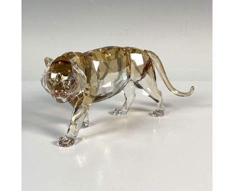 This retired 2010 SCS Annual Edition Tiger is part of the Endangered Wildlife Trilogy. It shimmers in fully faceted Golden Sh